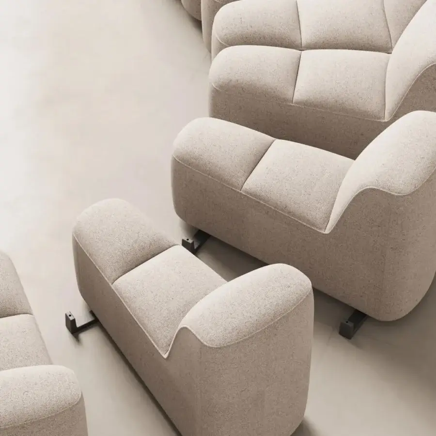 Exceptional MDF Italia Array modular sofa with curved light beige textile upholstery and dark support brackets