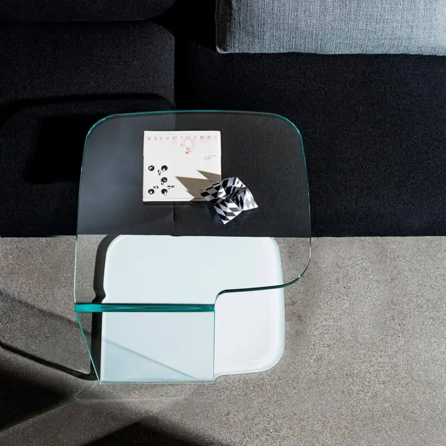 Captivating Sovet Italia Shell Side Table in bent extra light glass with lacquered bottom and frosted glass tier