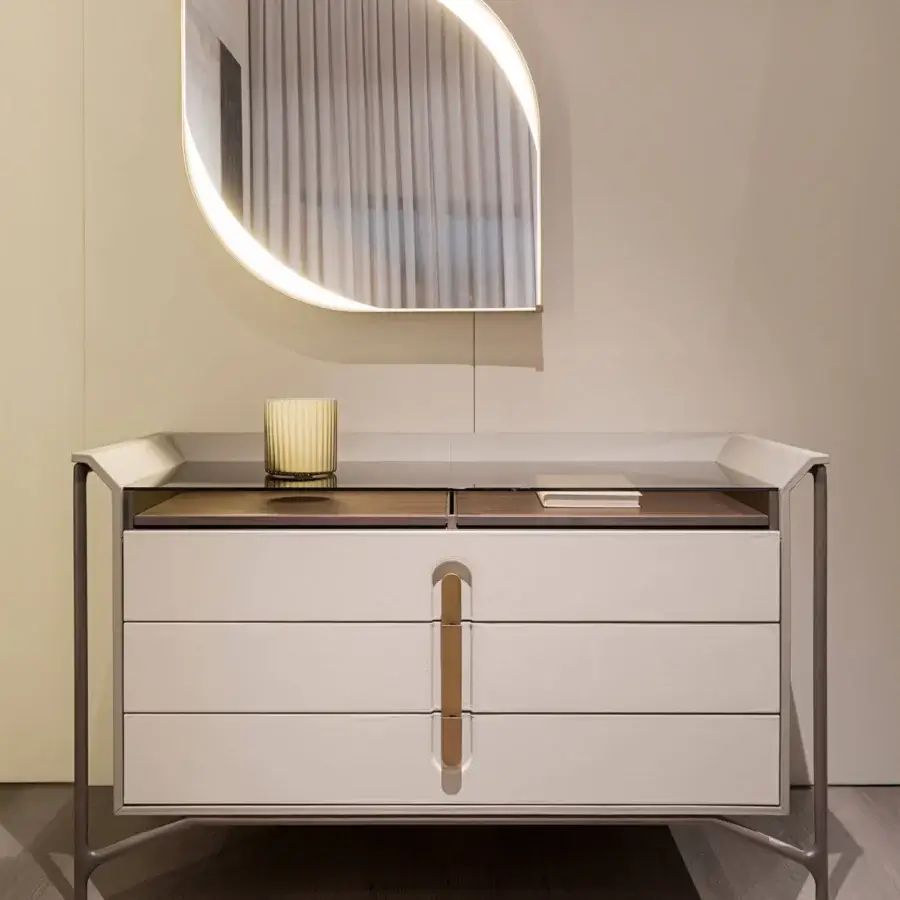 Exceptional Turri Vine dresser with wooden structure, light beige paint, plus leather drawers and bronzed glass top