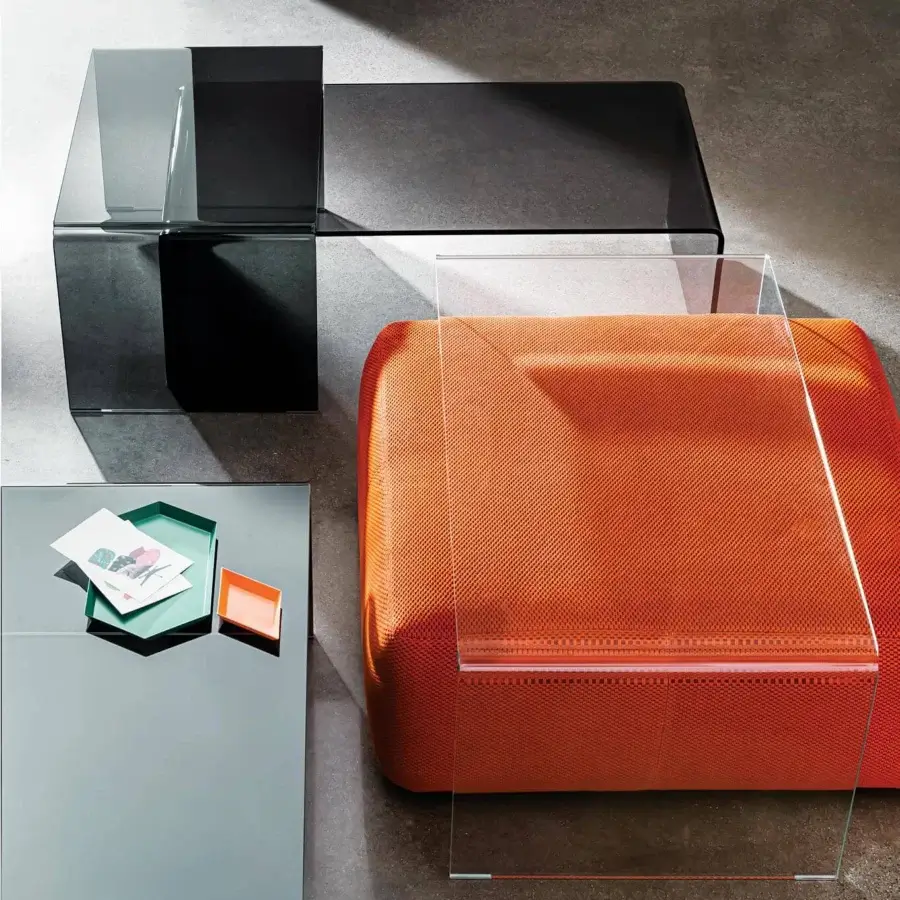 Distinguished Sovet Italia Bridge Square coffee table with bent smoked glass and glossy black tone