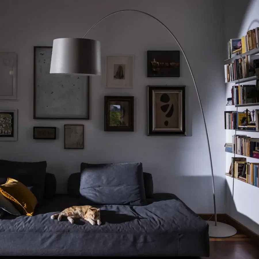 Captivating Foscarini Twiggy floor lamp with a slender fiberglass rod and liquid-coated grey lampshade built with an epoxy powder-coated metal base