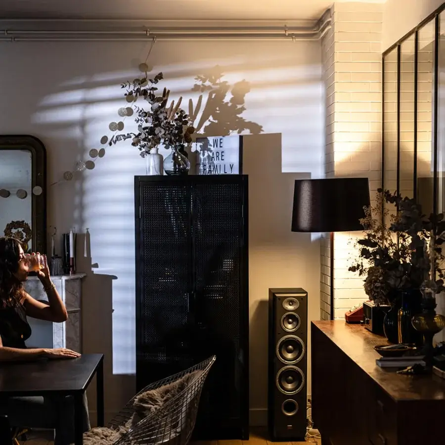 Superior Foscarini Twiggy Lettura floor lamp crafted in matte black fiberglass-based composite with a transparent cable dimmer