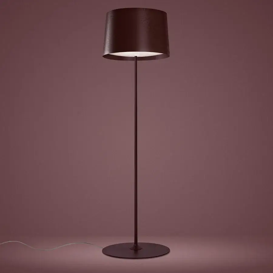 Superior Foscarini Twiggy Lettura floor lamp built with dark brown liquid coated fiberglass-based composite material and metal base