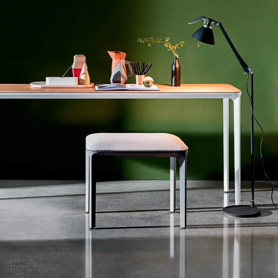 Superior Sovet Italia Slim bench with light gray European fabric and matte die-cast aluminum legs