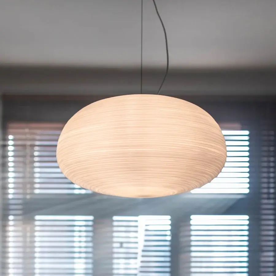Elegant Foscarini Rituals suspension lamp with fixed blown glass and a distinctive striped plaster-like texture in off-white matte finish