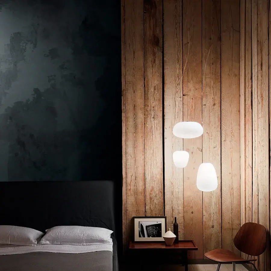 Exceptional Foscarini Rituals suspension lamp with fixed blown glass and a plaster-like matte finish