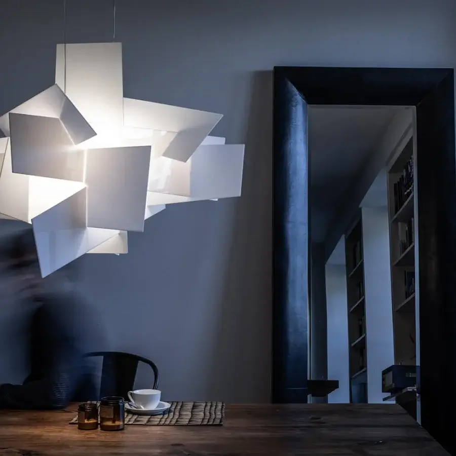 Superior Foscarini Big Bang suspension lamp with an irregular form crafted in white translucent methacrylate and matte finish