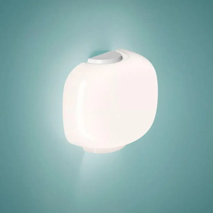 Superior Foscarini Chouchin Semi wall lamp with hand-blown cased glass diffuser and glossy white finish