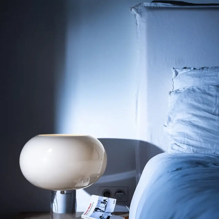 Exceptional Foscarini Buds lamp with hand-blown cased glass diffuser and mirror-polished transparent PMMA base