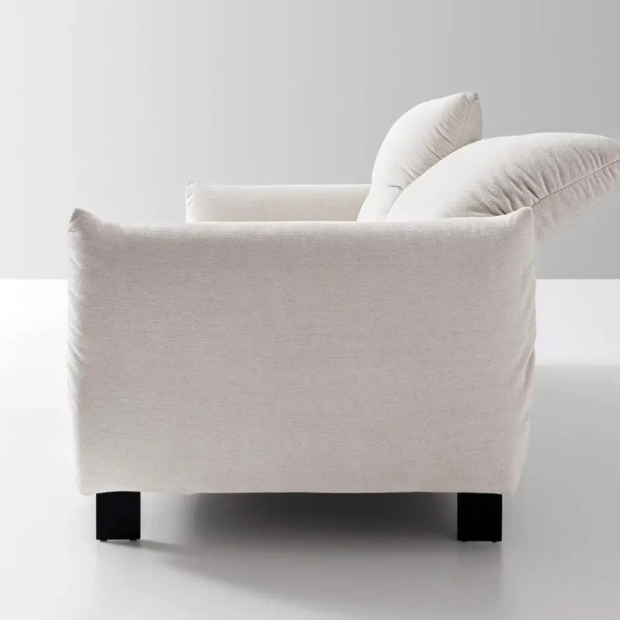 Exceptional Ditre Italia Blum sofa with clean-cut modular design and adjustable backrests upholstered in light subtly textured textile with dark block legs