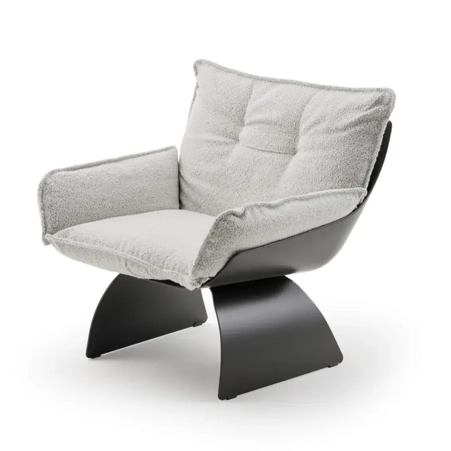 Exceptional Turri Silhouette lounge chair with light gray textured textile upholstery and matte black base