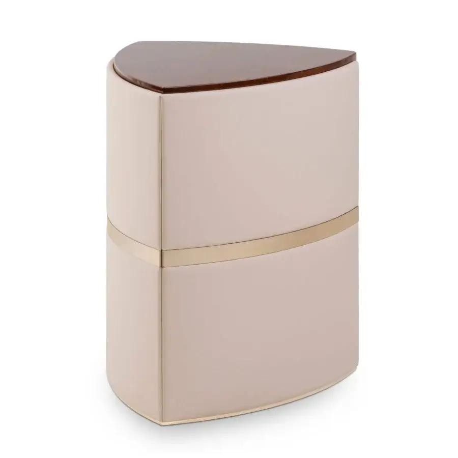 Exceptional Turri Madison side table with light beige leather and dark brown glossy lacquered wood construction