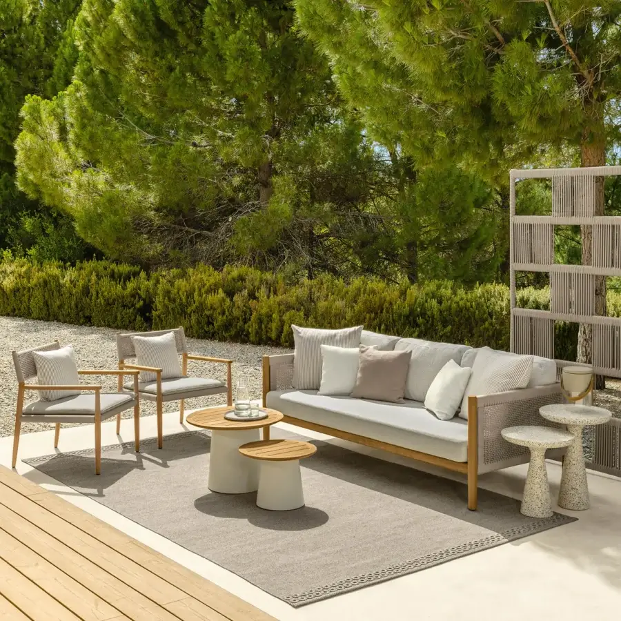 Sophisticated Talenti Dolcevita Wood coffee table with light teak wood and white aluminum base in smooth matte finish