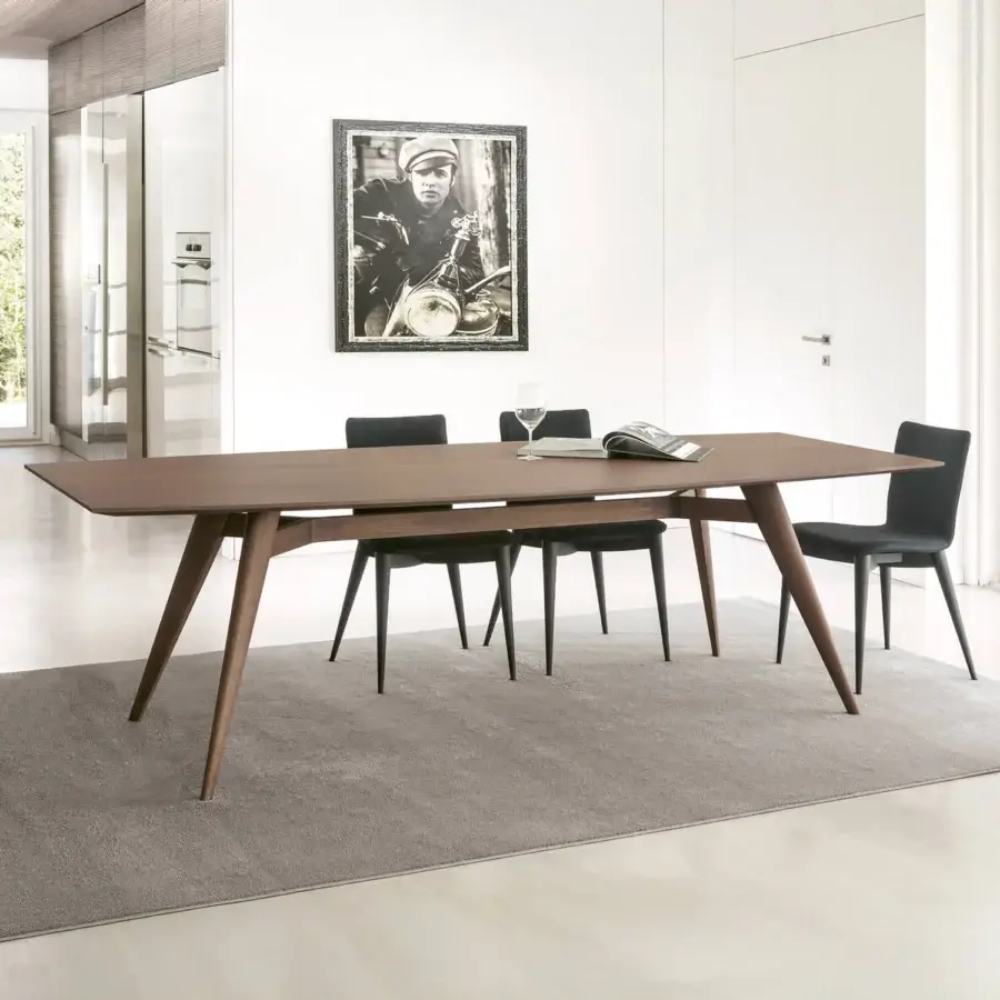 Distinguished Pacini & Cappellini Novecento table with wood top and solid ash structure in medium brown finish