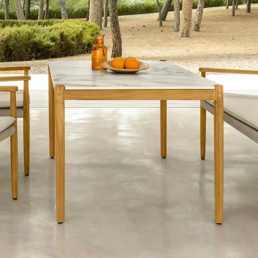 Superior Talenti Dolcevita Wood table with light gray veined stoneware tabletop and light brown teak legs crafted in Italy