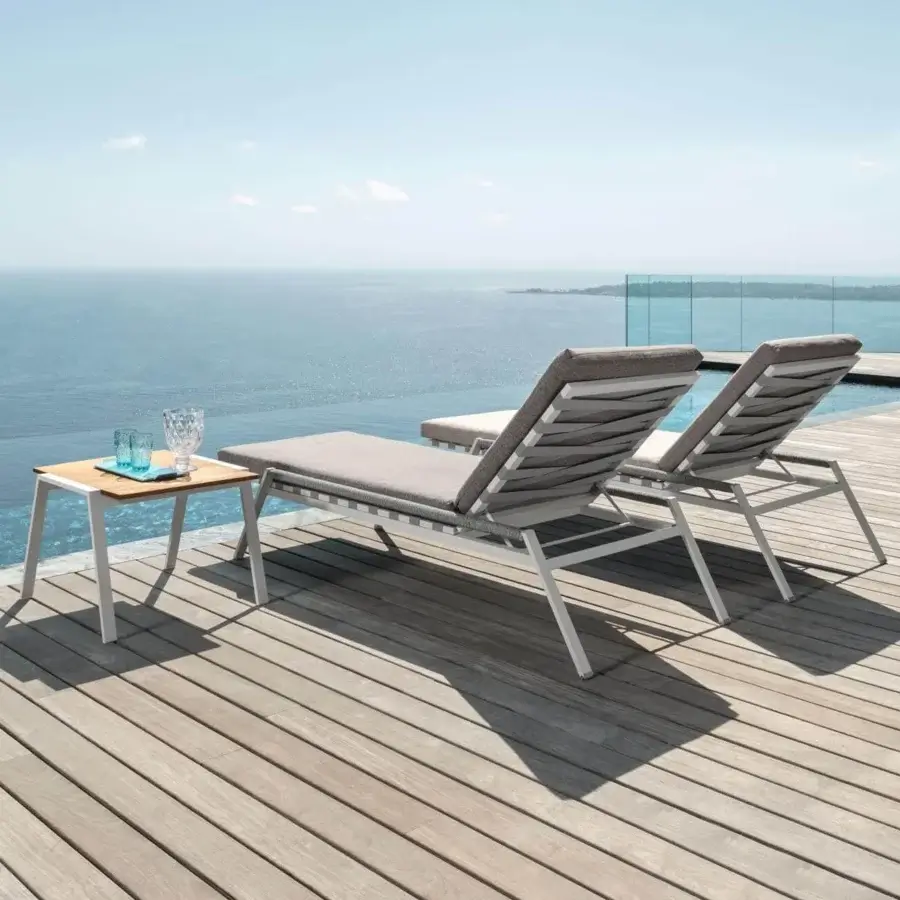 Cottage Lounger #2