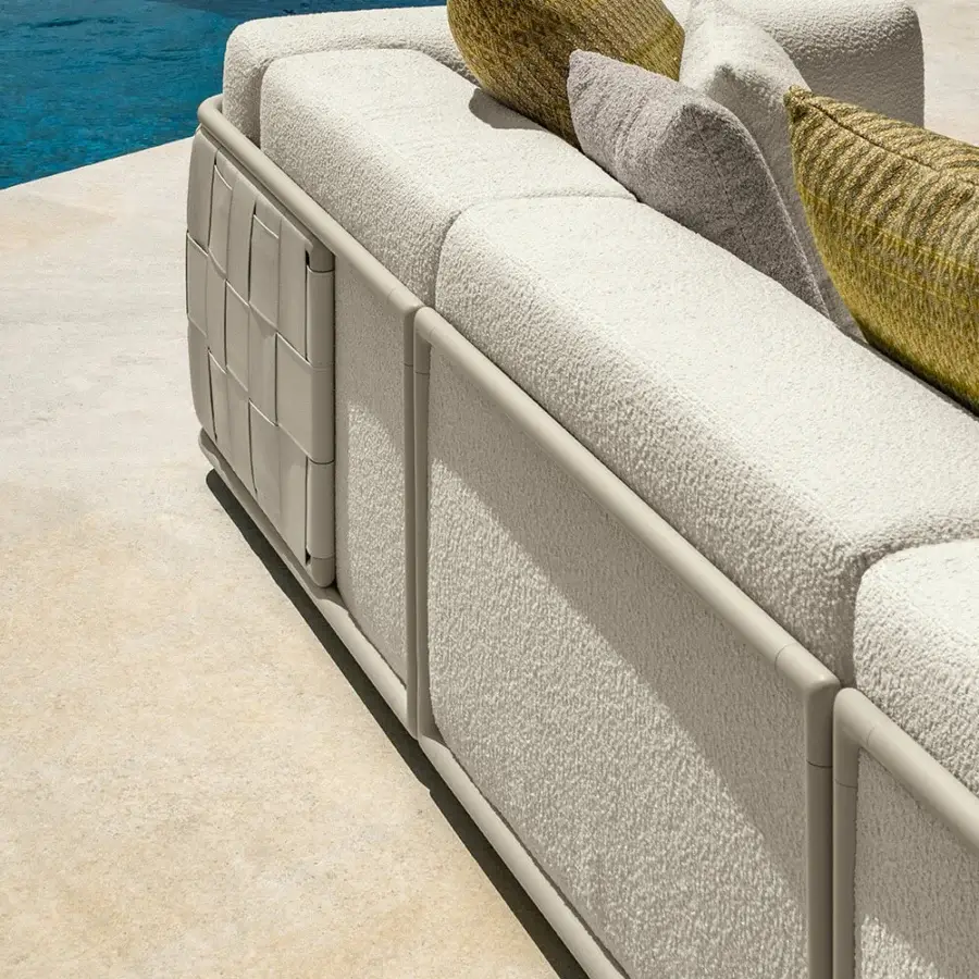 Superior Talenti Tressé sectional with tubular aluminum structure and hand-woven neutral eco-leather embracing comfortable cushions