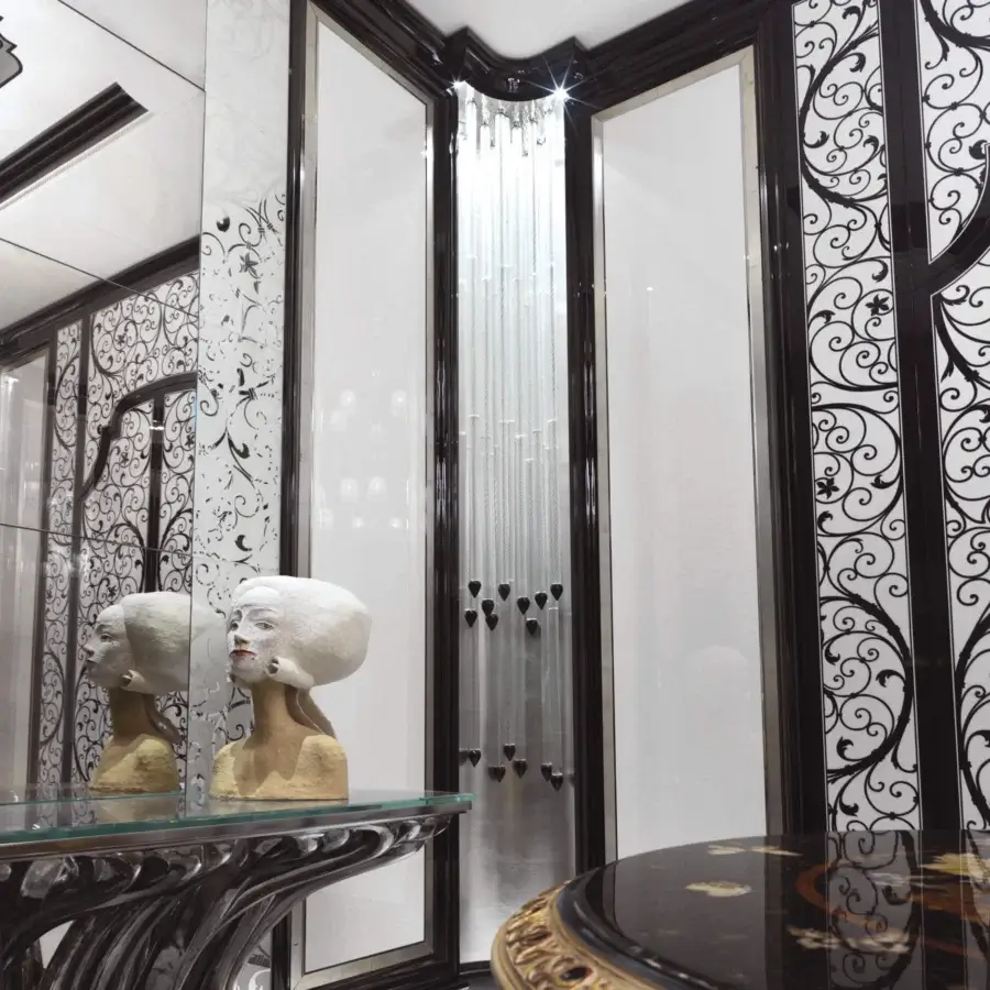 Superior BelMondo by Bellotti Ezio Ficus console with flowing dark-toned forms and a clear glass top crafted in Italy