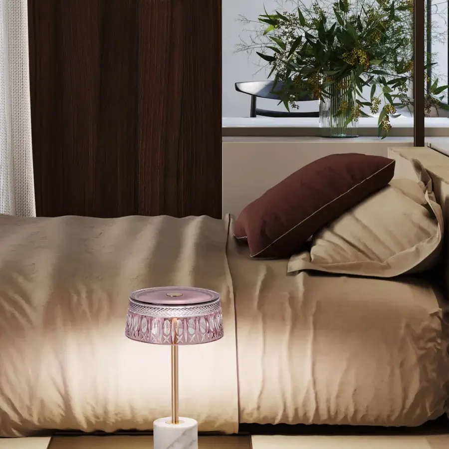 Architectural Italamp Ester table lamp with Calacatta gold marble base and carved aubergine crystal diffuser built with a brushed light gold structure