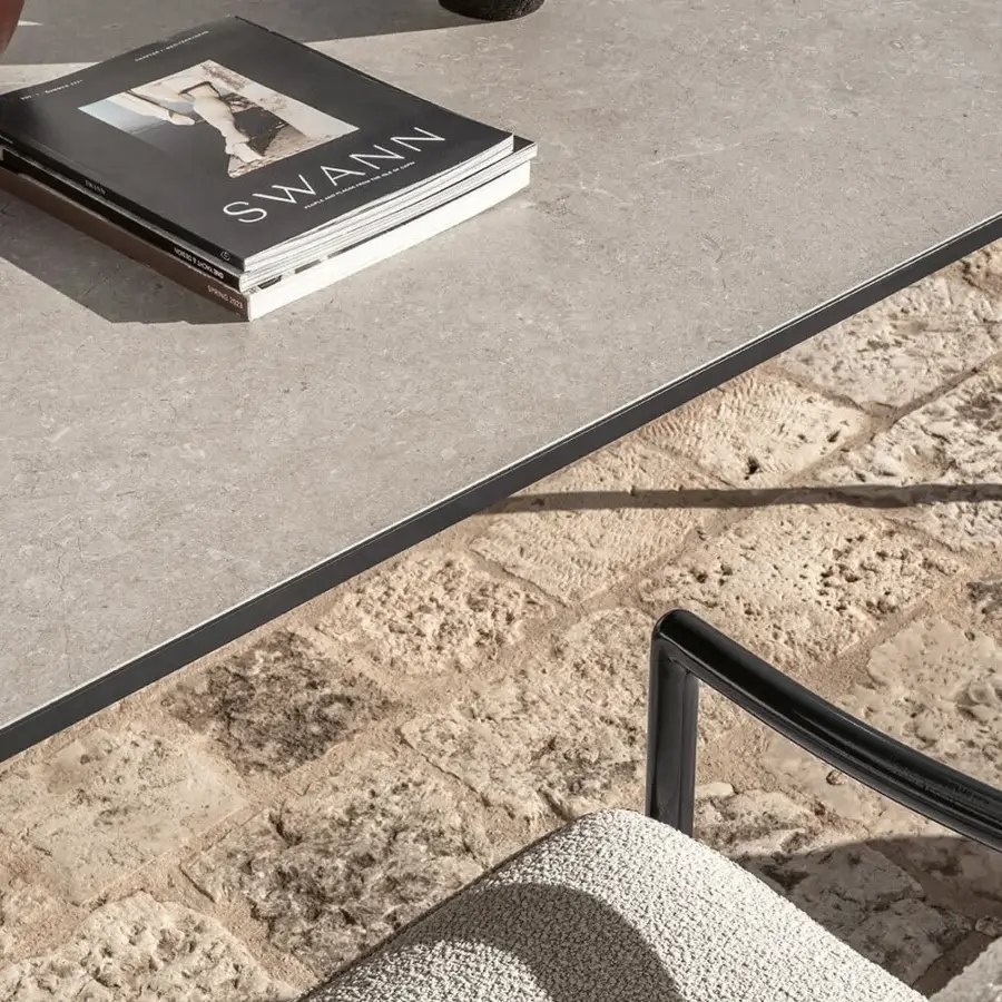 Exceptional Talenti Capri table with light ceramic top and robust metal frame crafted in Italy