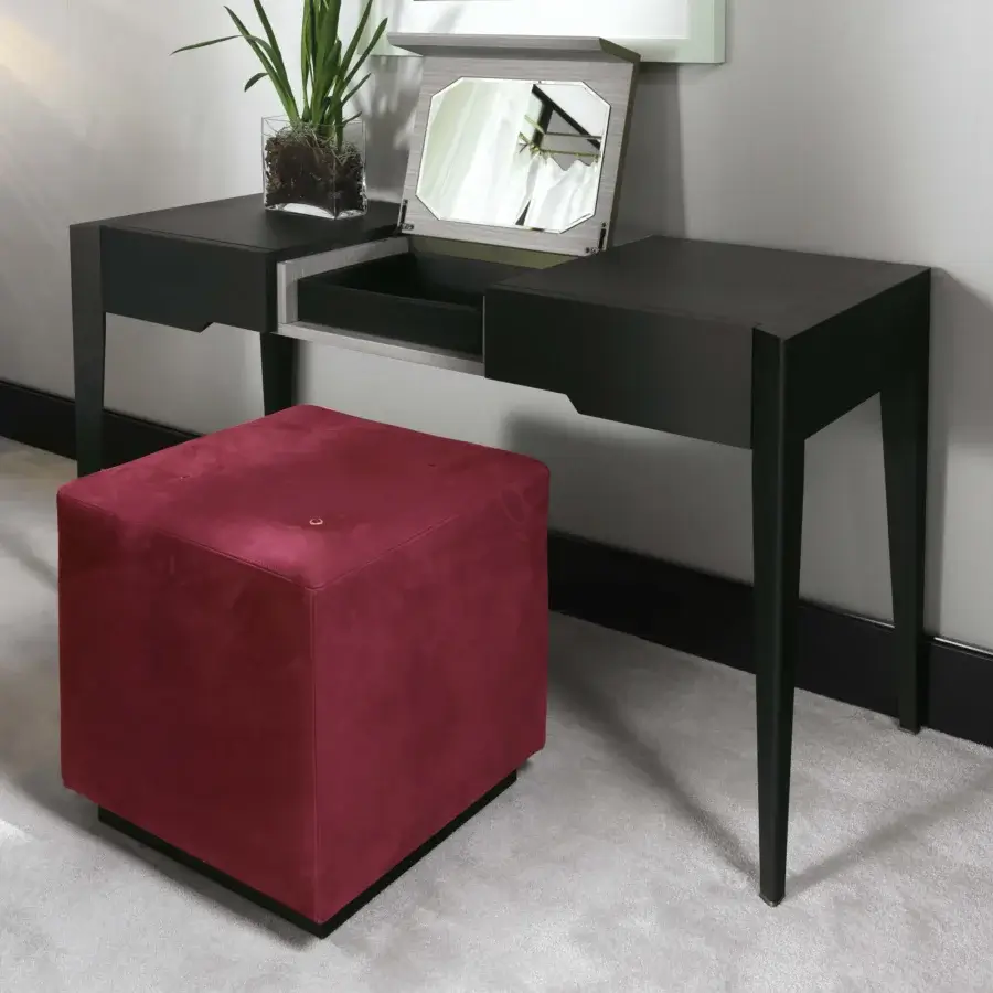 Exceptional BelMondo by Bellotti Ezio Frine ottoman in reddish-purple textile with matte finish