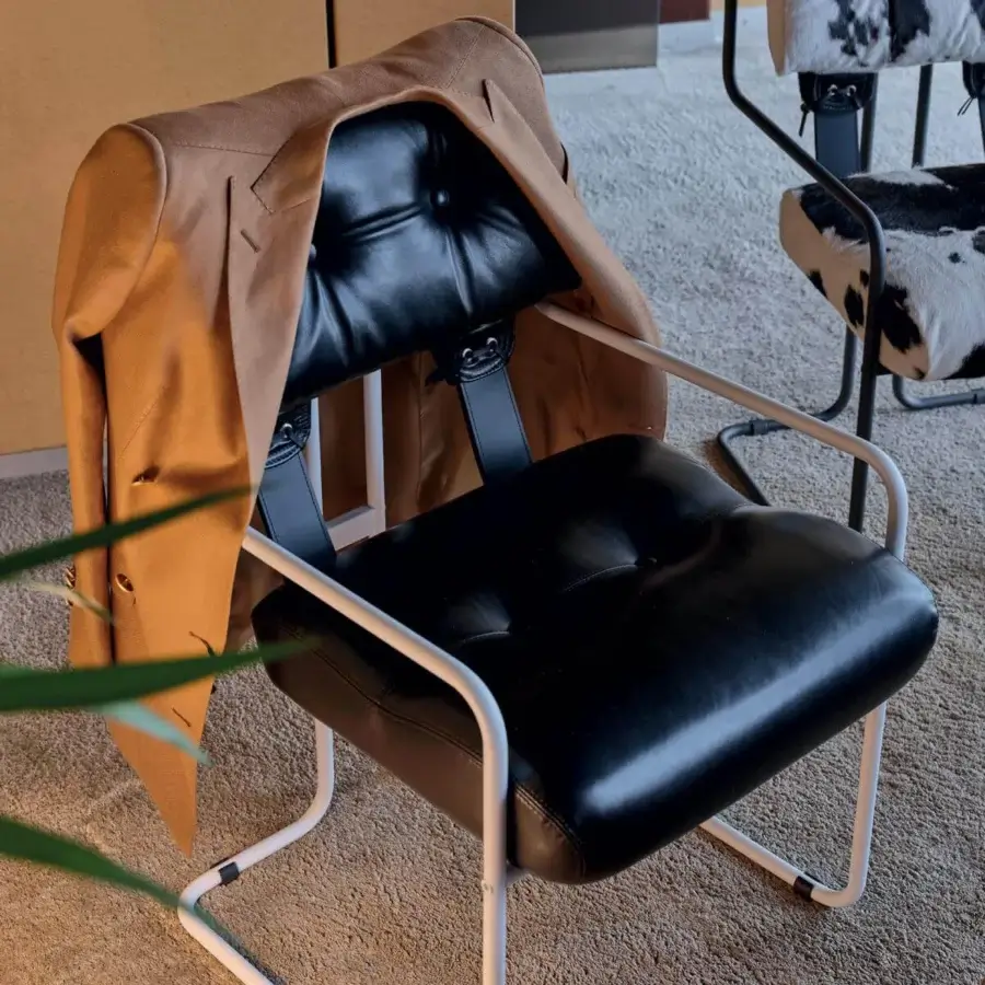 Tucroma Armchair #5