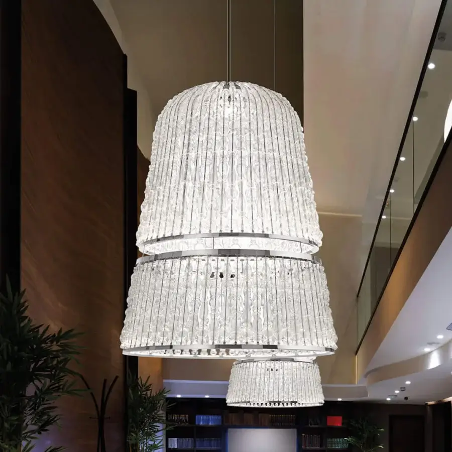 Exceptional Italamp Crowns suspension lamp with chrome metal structure and delicate transparent blown glass elements