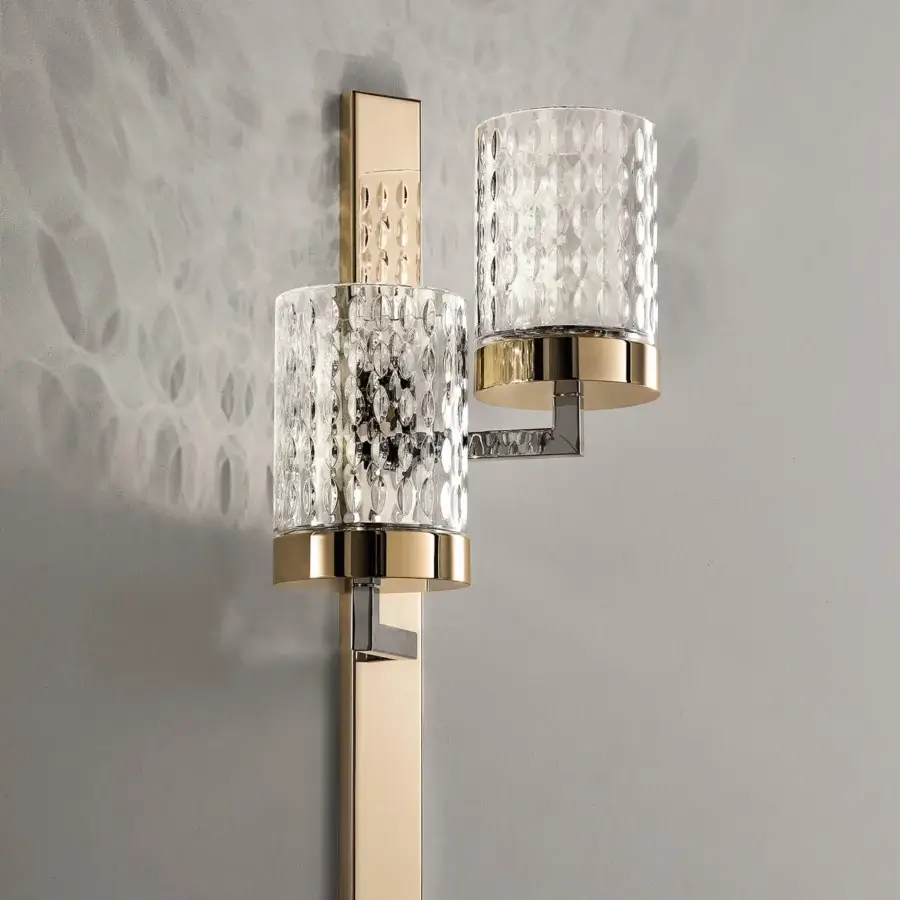 Exclusive Italamp Quarzo wall lamp with light gold and chrome finished metal structure and hand-cut transparent crystal diffusers