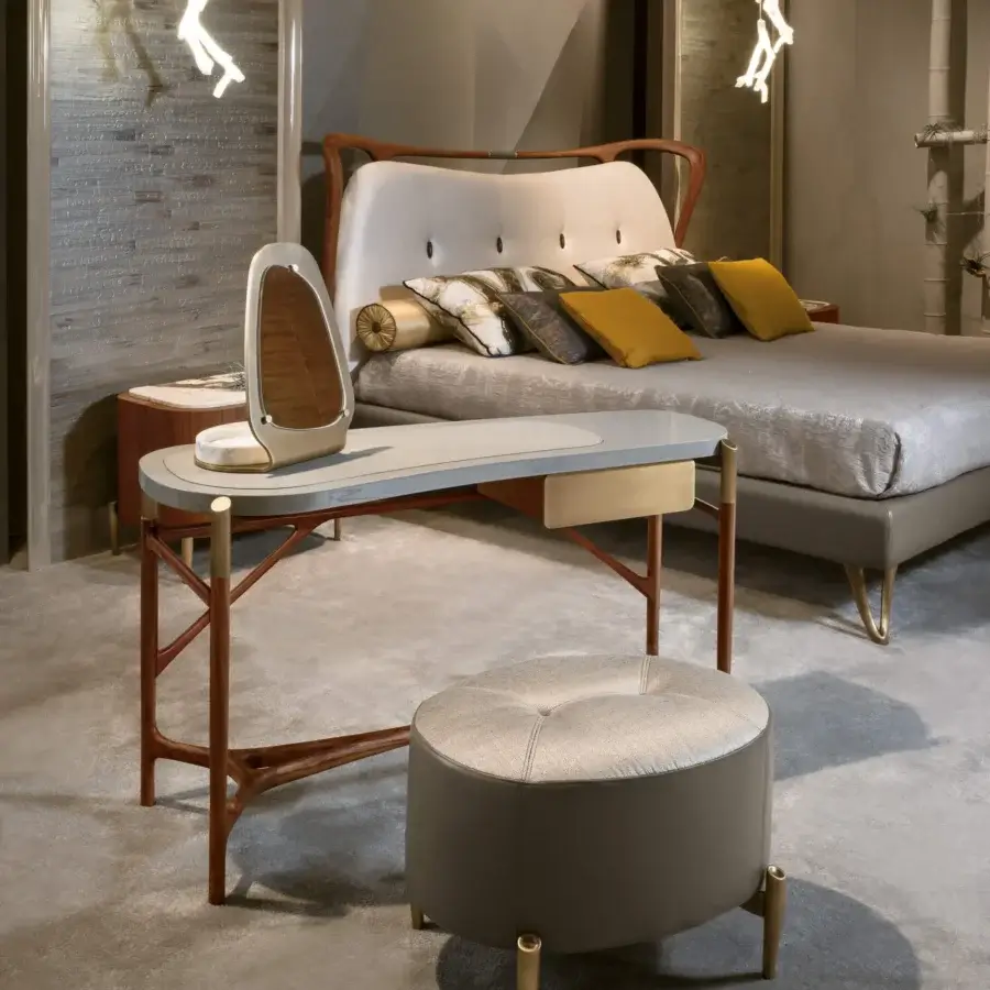 Superior BelMondo by Bellotti Ezio Afrodite ottoman with muted brown-gray leather and textured cream fabric upholstery, built with gold-colored metal legs