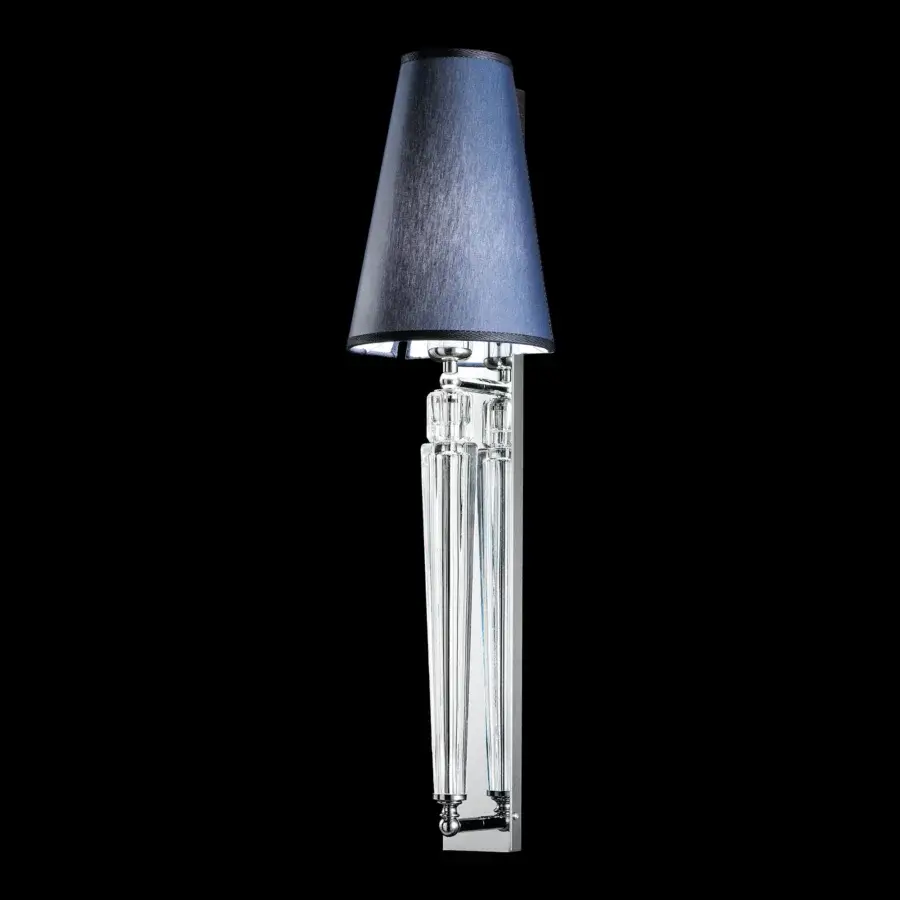 Superior Italamp Spillo wall lamp with hand-carved transparent crystal and chrome-finished metal structure, crowned with a blue textile lampshade
