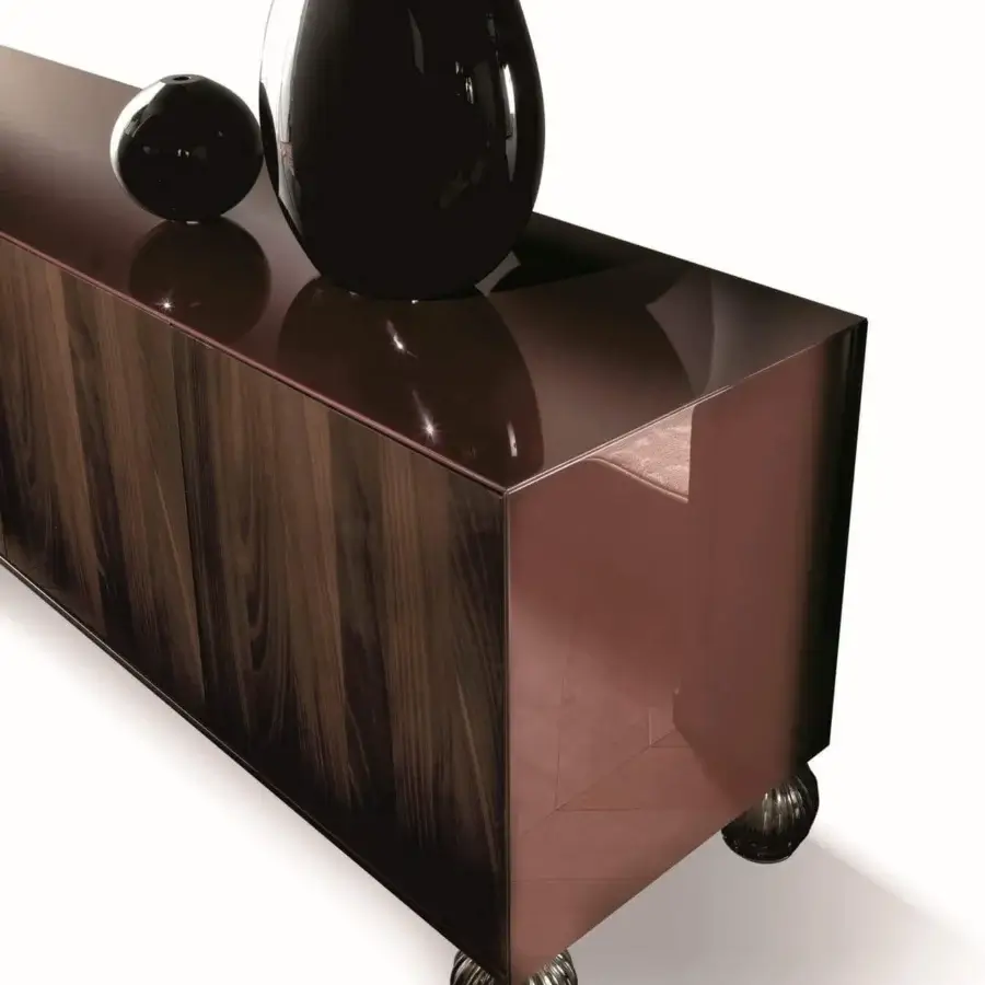 Exceptional Costantini Pietro Ambassador sideboard in high-gloss Castagno Toscano and Burgundy with Murano Glass spherical feet