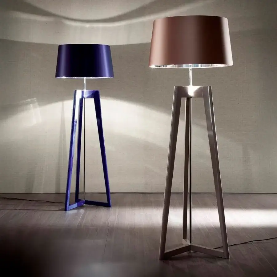 Distinctive Costantini Pietro Bon Ton floor lamp with electric blue lacquered beech wood and matching fabric lampshade