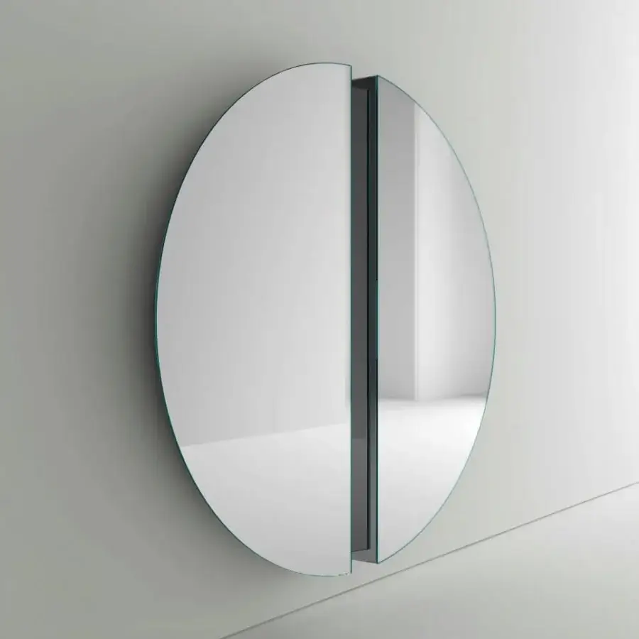 Captivating Tonelli Design Split mirror with a vertical cut creating dynamic reflections in light neutral surfaces