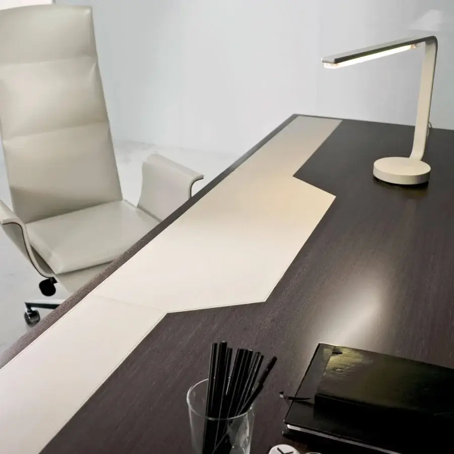 De-Symetria Desk #3