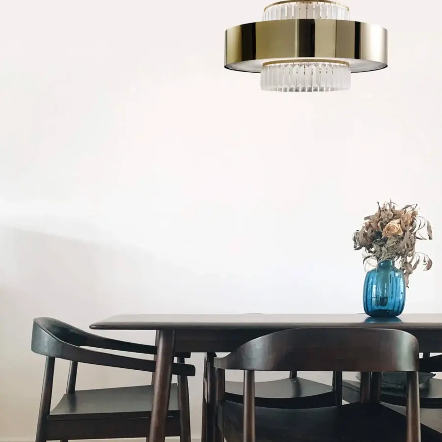 Exceptional Italamp Crono suspension lamp with a tiered metal structure and etched crystal pendants in glossy gold finish