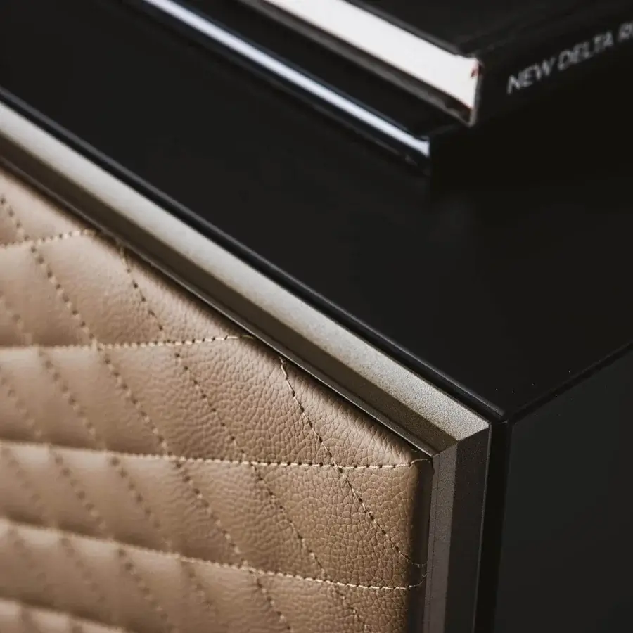 Absolut Sideboard #4