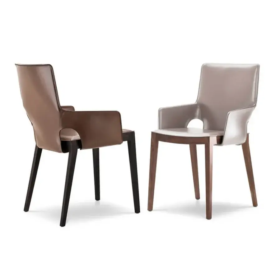 Sophisticated 4 Mariani Shu chair with saddle leather upholstery in cool grey-taupe and graphite-stained ash wood frame