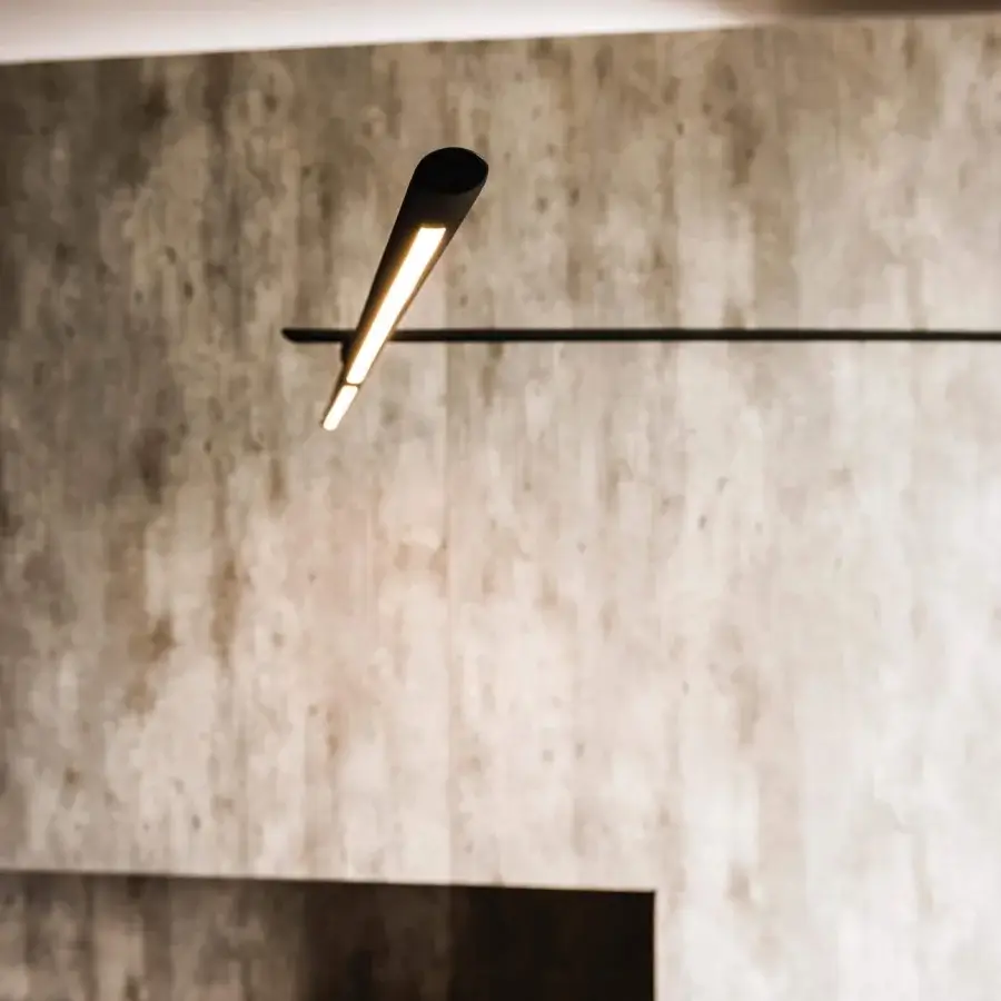 Distinguished Cattelan Italia Stealth floor lamp with graphite embossed lacquered steel wire and linear LED light source in matte black finish