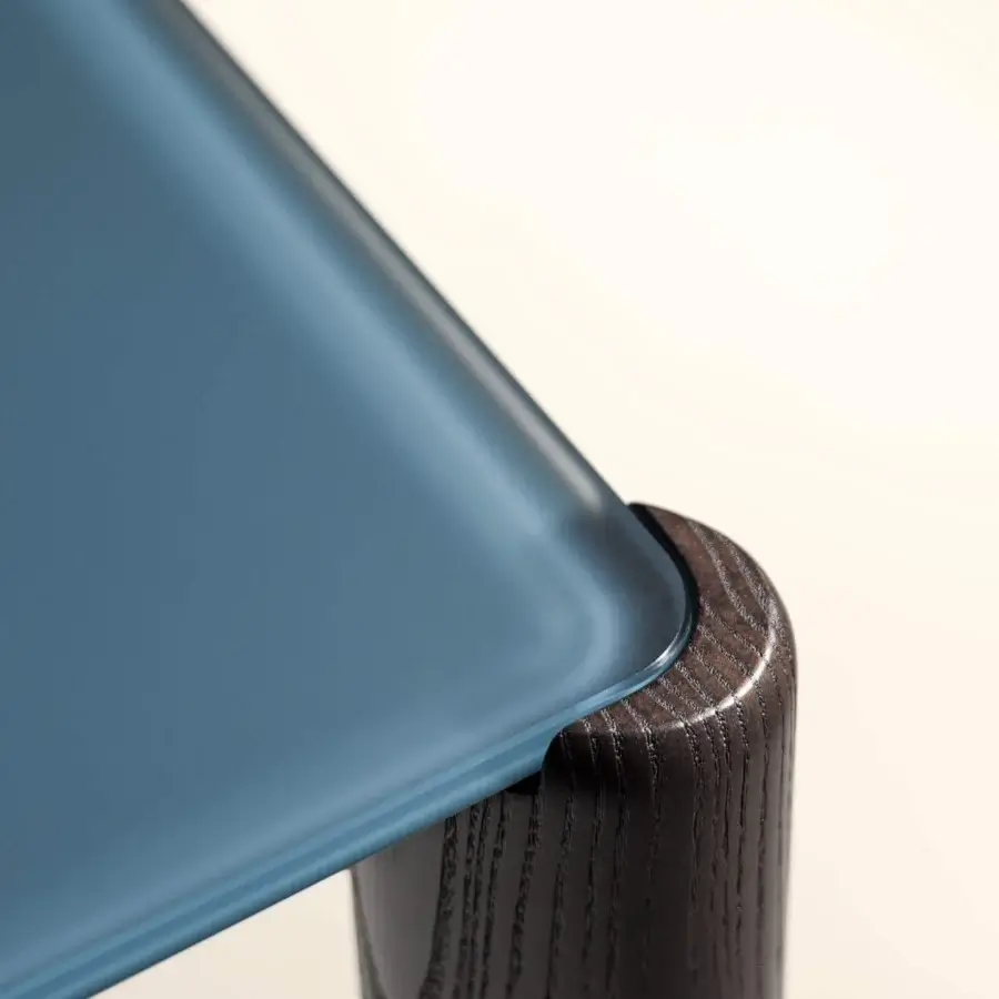 Correr Slim Table #7