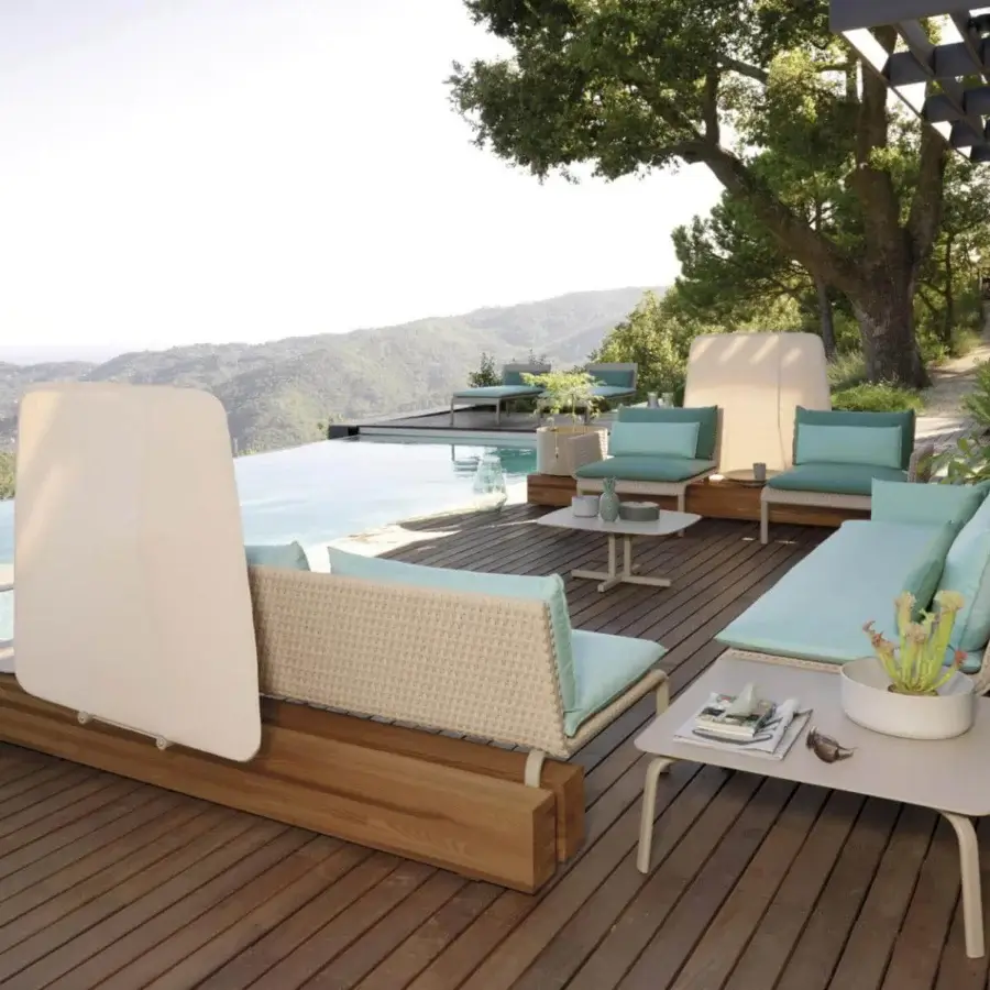 Superior Roberti Rattan Key West coffee table with Cipria powder-coated aluminum structure and minimalist design