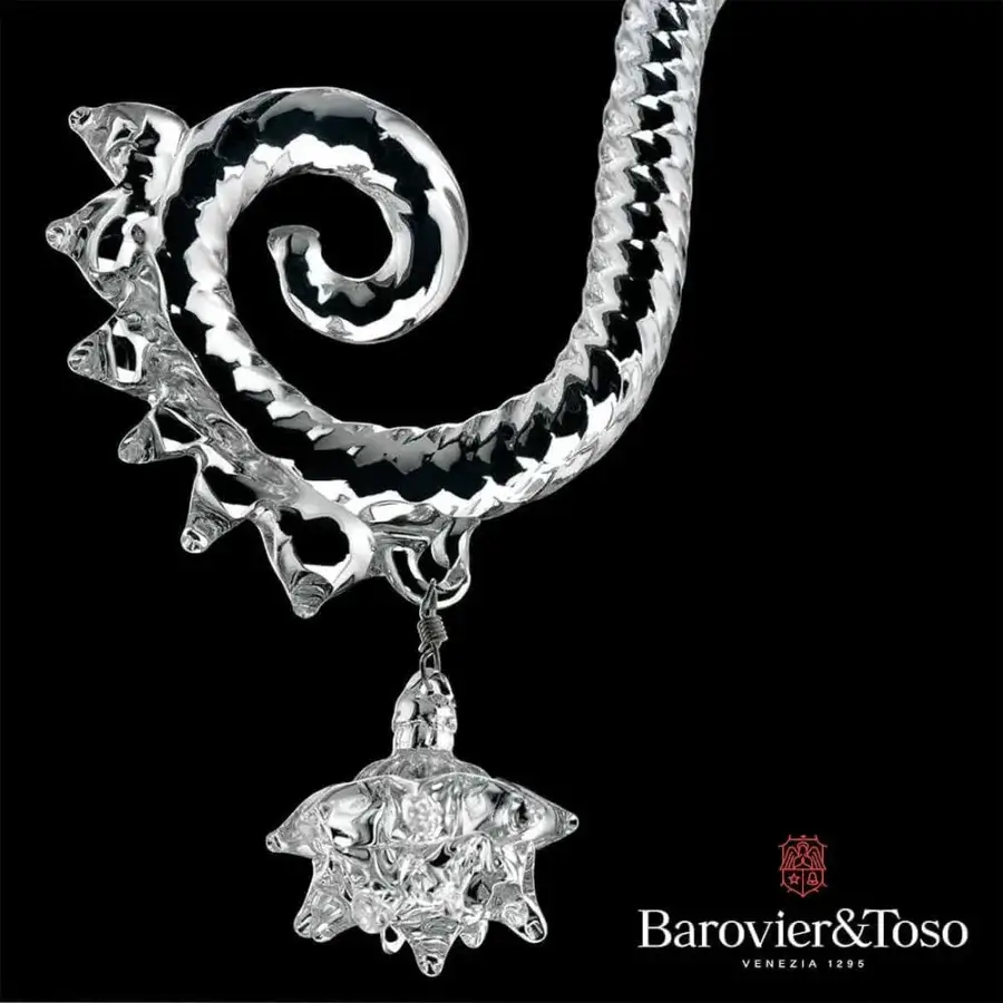 Exquisite Barovier&Toso Venezia 1925 wall lamp crafted in clear Murano glass with a spiraled arm and starburst pendant