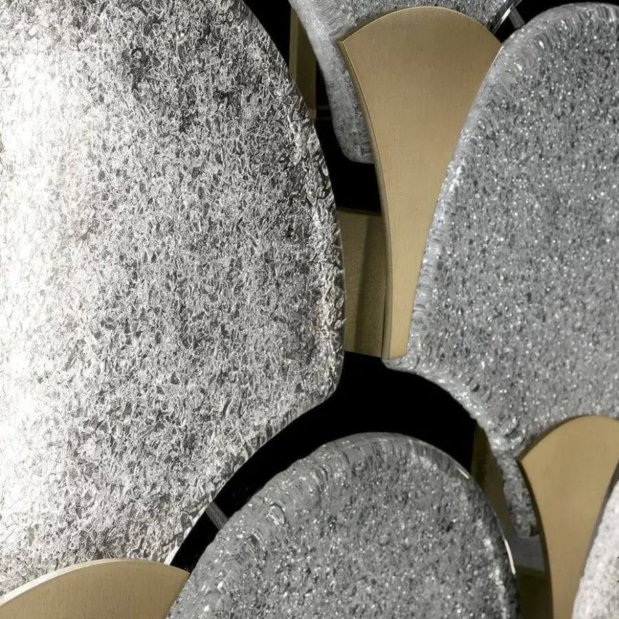 Superior Barovier&Toso Tuileries wall lamp built with textured Murano glass and light gold finish
