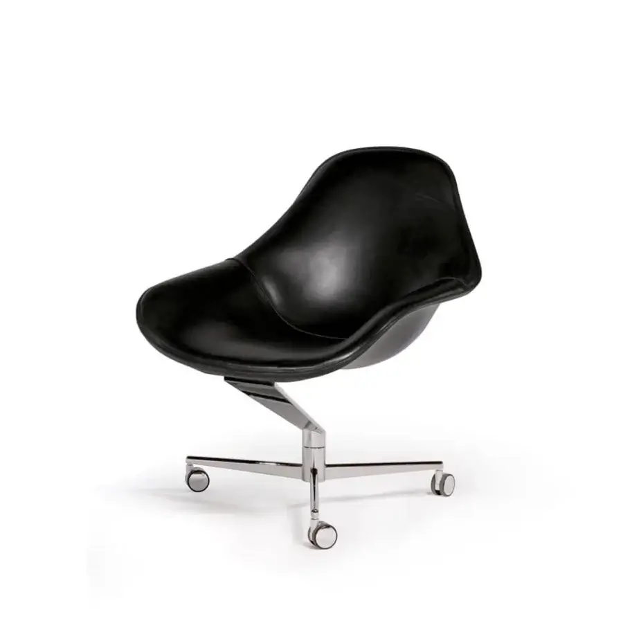 Elegant Reflex Zenith chair with black leather seat and polished metal four-star base offering effortless mobility