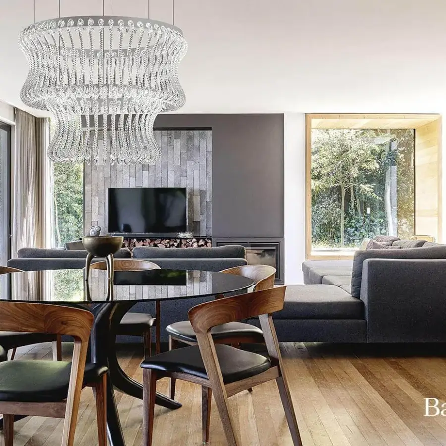 Exclusive Barovier&Toso Crown suspension lamp crafted in clear Murano glass with multi-tiered spherical bead strands and bright reflective highlights