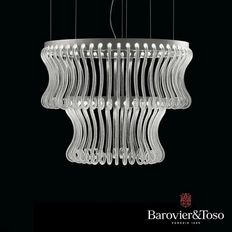Distinguished Barovier&Toso Crown suspension lamp crafted in clear Murano glass with silver-toned metal rings for ambient illumination