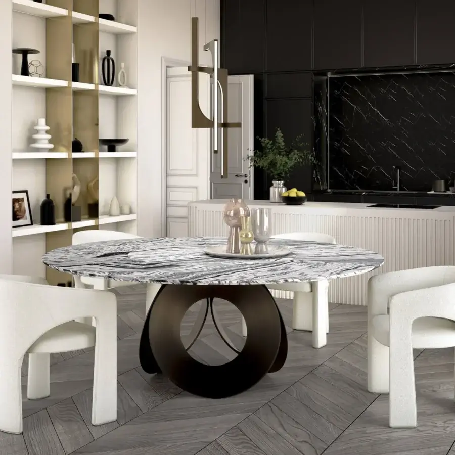Superior Arketipo Sienna chair crafted in Italy with smooth cream leather and light-toned wood legs