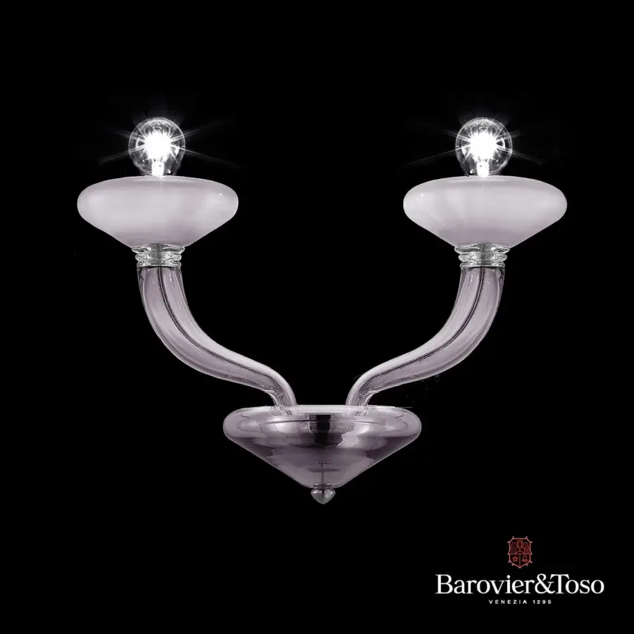 Superior Barovier&Toso Windsor wall lamp in translucent light purple Murano glass and polished silver-toned metal with glossy finish