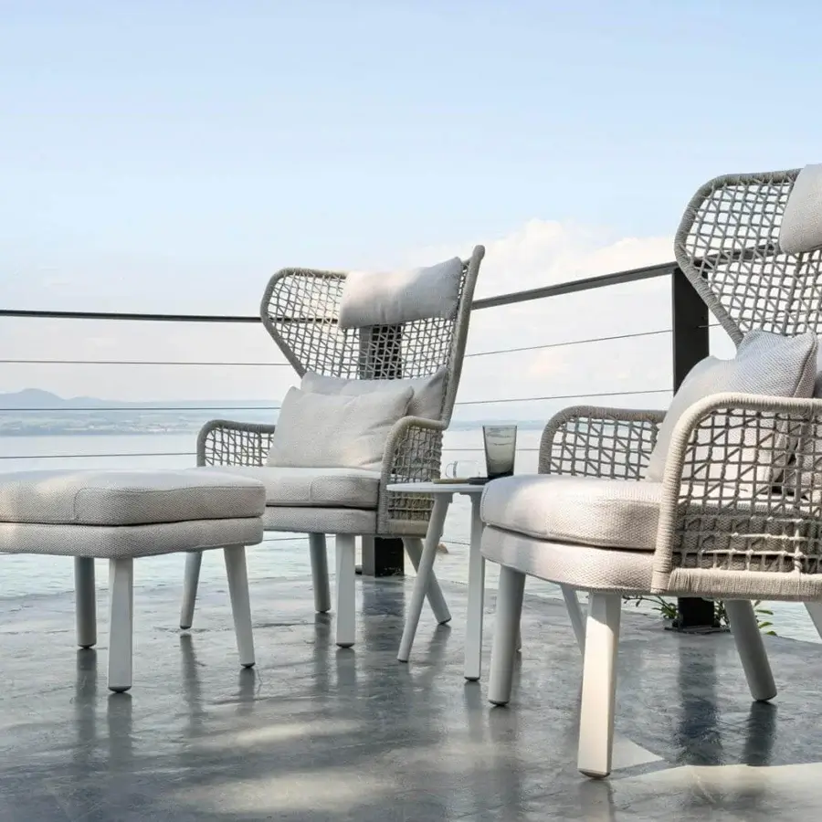 Superior Varaschin Emma Bergere lounge chair with woven light grey synthetic rope and matte white aluminum legs