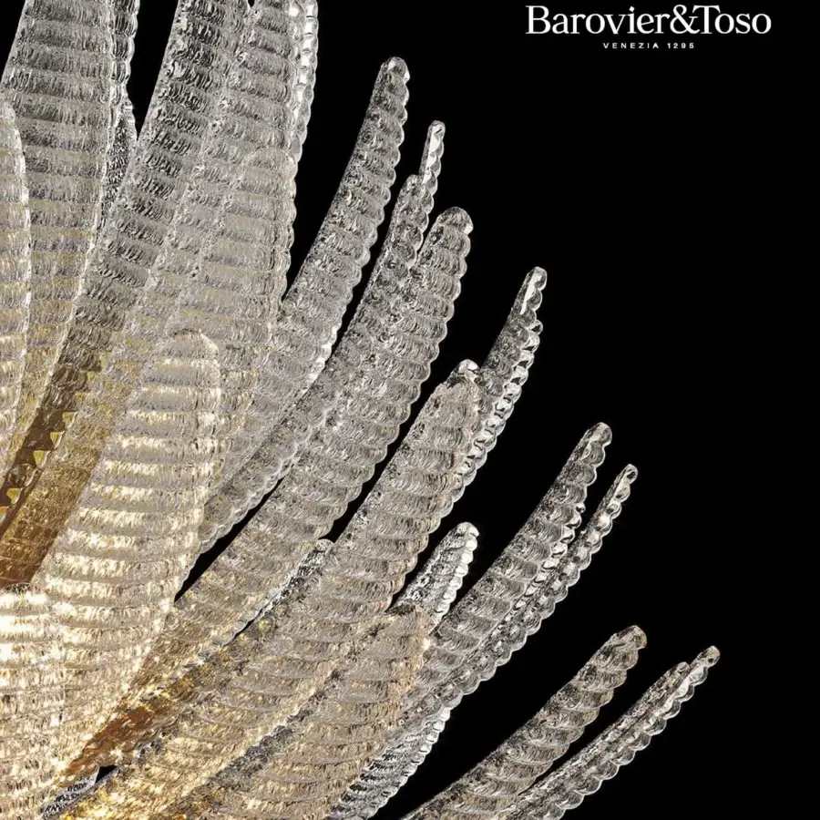 Distinguished Barovier&Toso Agave suspension lamp crafted in crystal with a brilliant “dew” technique and warm golden tones