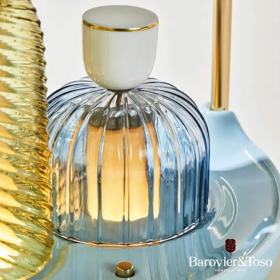 Exceptional Barovier&Toso Trinitas table lamp with pale blue mouth-blown Venetian crystal and gold-plated semi-opaque metal arch